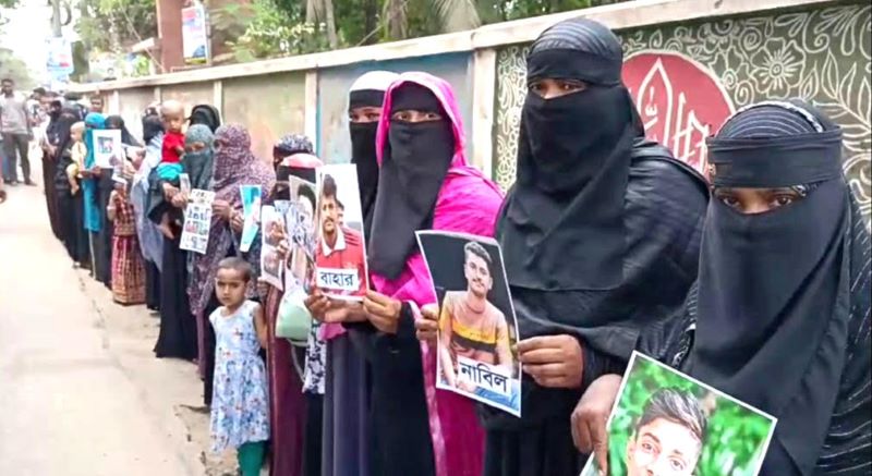 লক্ষ্মীপুরে কিশোর গ্যাংয়ের উৎপাতে অতিষ্ঠ এলাকাবাসী: গ্রেপ্তার ও বিচারের দাবি